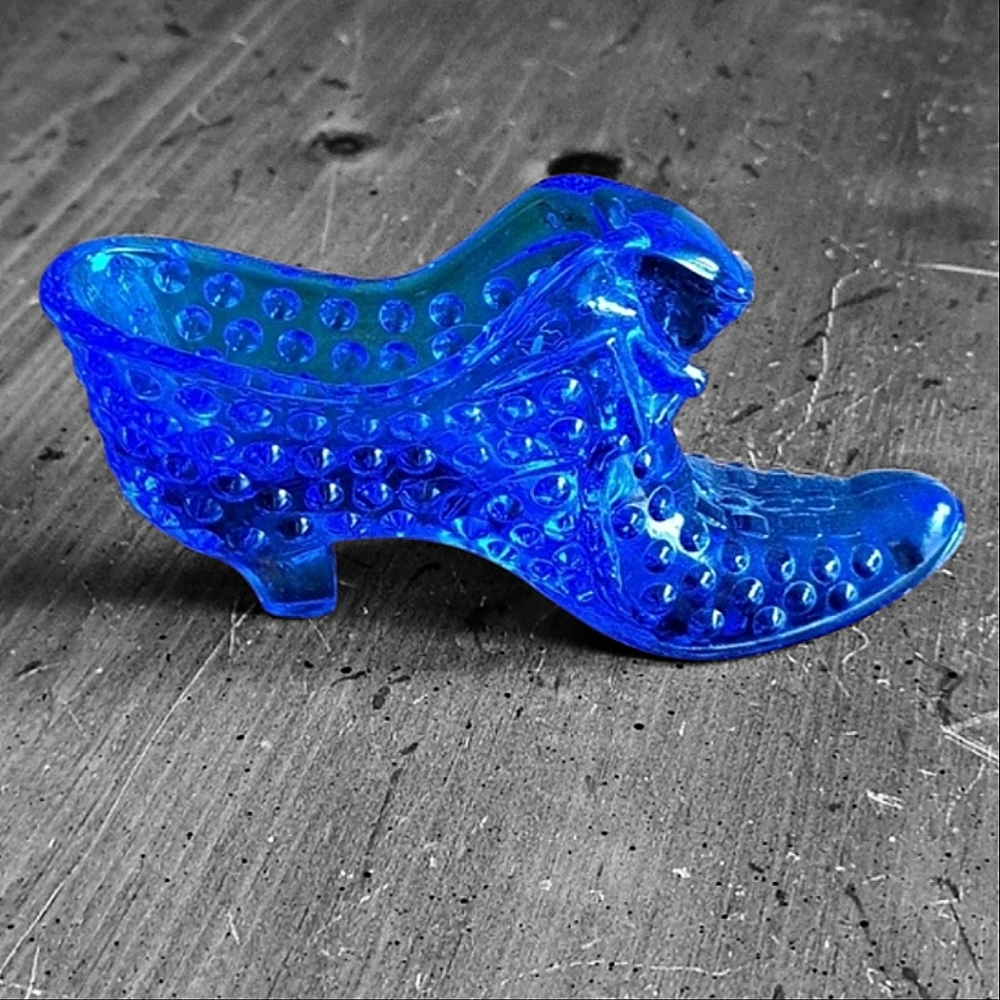 Vintage Fenton Cat Slipper